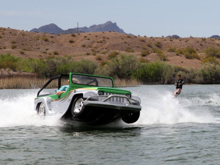 Video: Jet-Propelled Amphibian Panther WaterCar Does It All