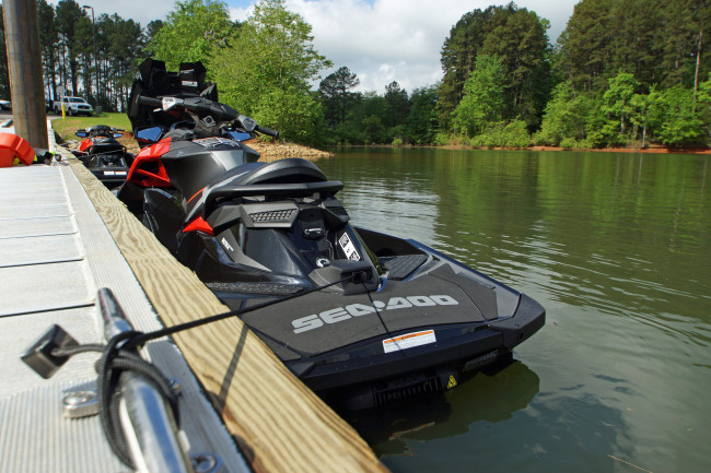 2014-sea-doo-rxp-x_rear-speedtie