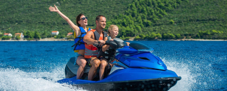 New to Riding Personal Watercraft? This Guide Can Help!