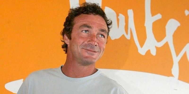 pierre-agnes-est-age-de-54-ans-il-est-installe-a-capbreton