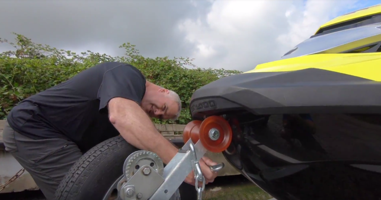 Video: How To Launch A Personal Water Craft By Yourself