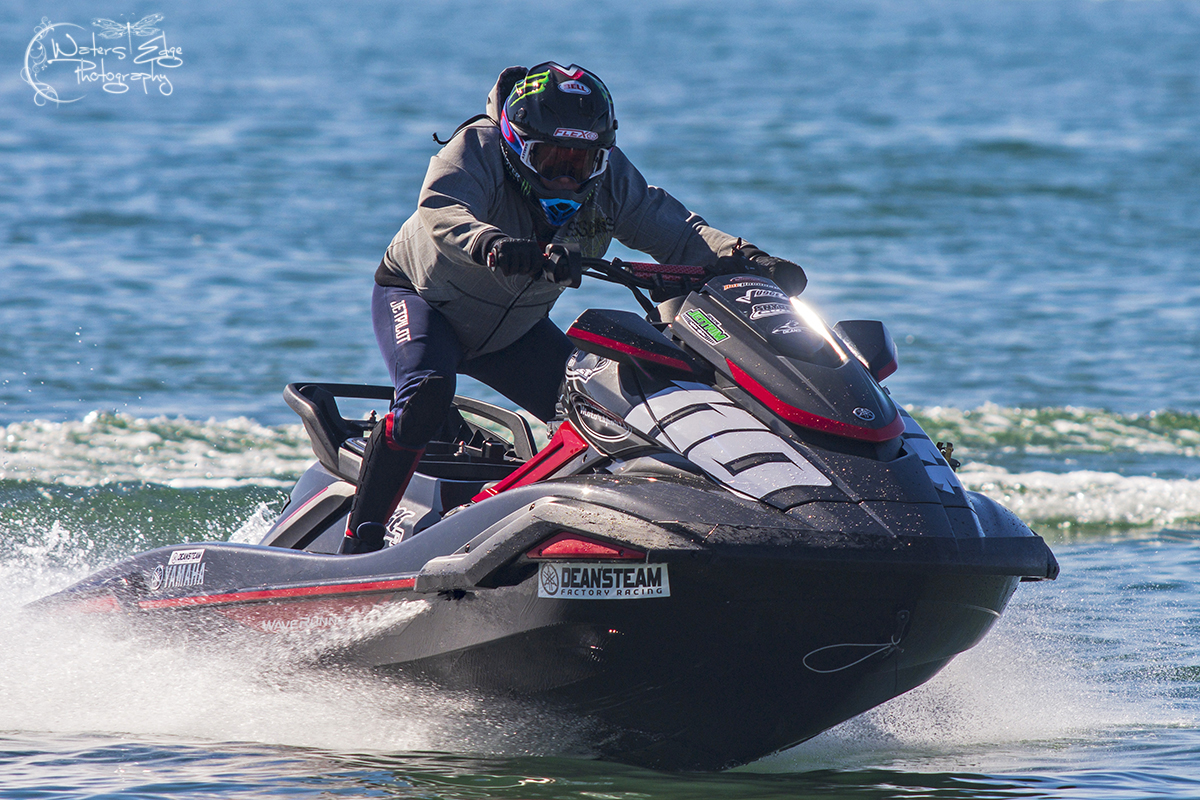 yamaha water motorcycle