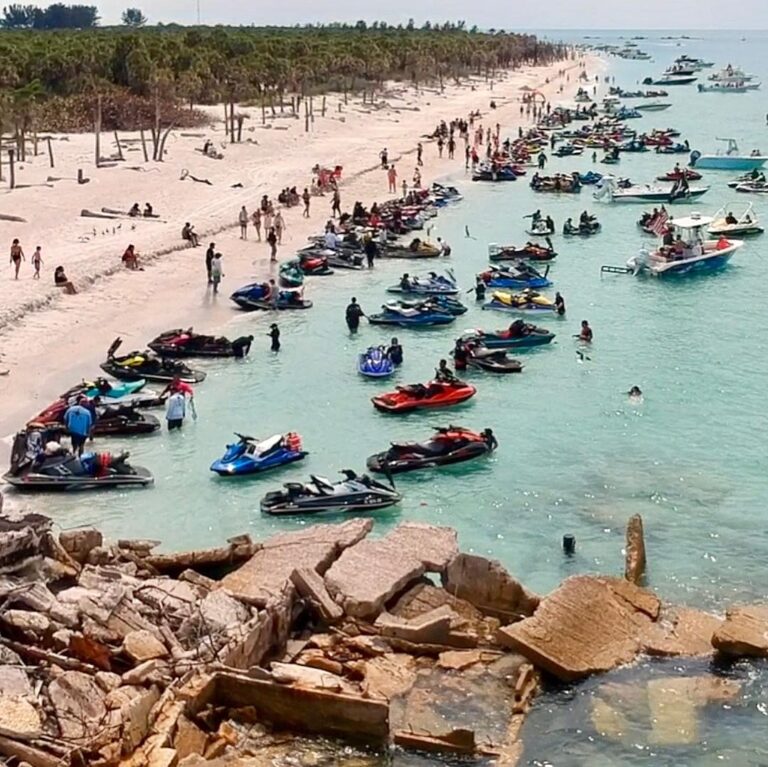 Videos: Florida Ski Riders’ Egmont Key Invasion Goes Big