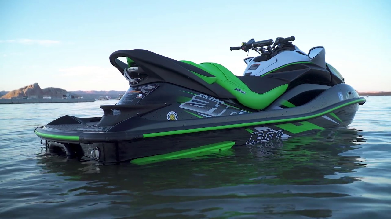 Video Kawasaki Ninja H2 SX vs. Jet Ski Ultra 310R Comparison The