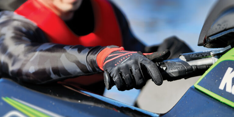Slippery Announces New 2020 Circuit & Flex Lite Gloves