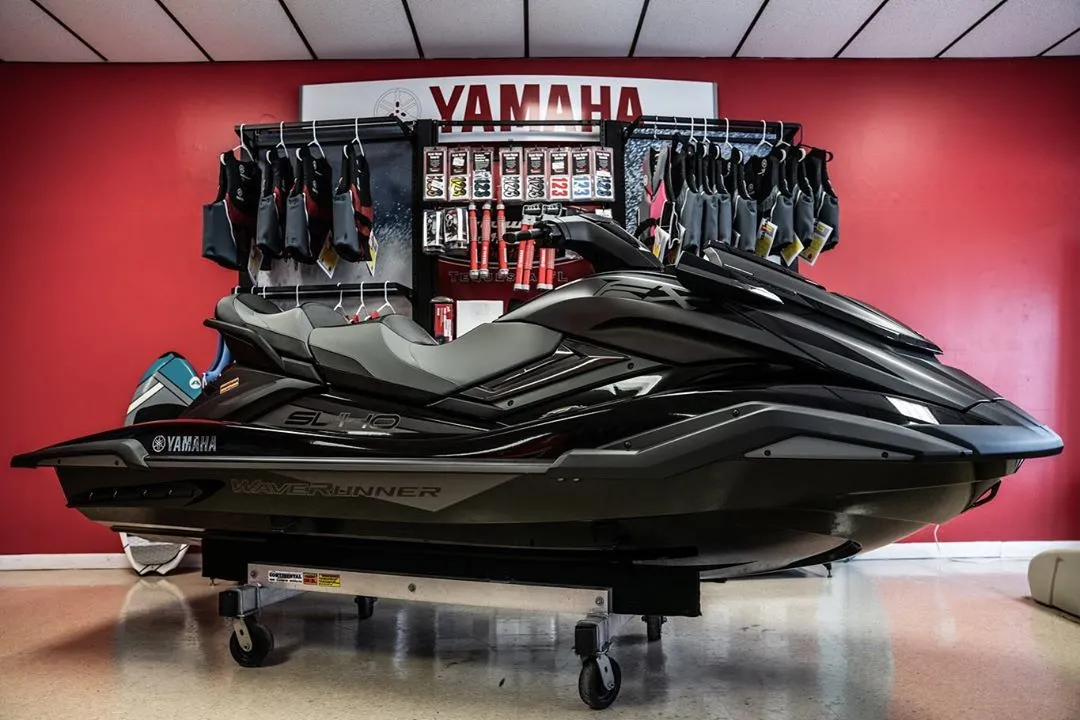 121114943_1412797708930890_696