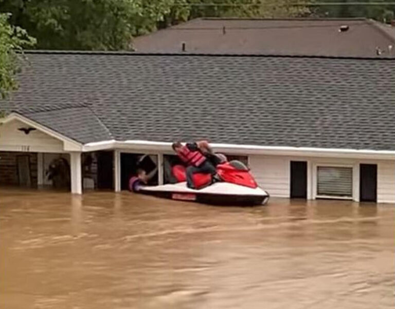 Video: Two Brothers Rescue 15 on a Single Jet Ski During Floodwaters