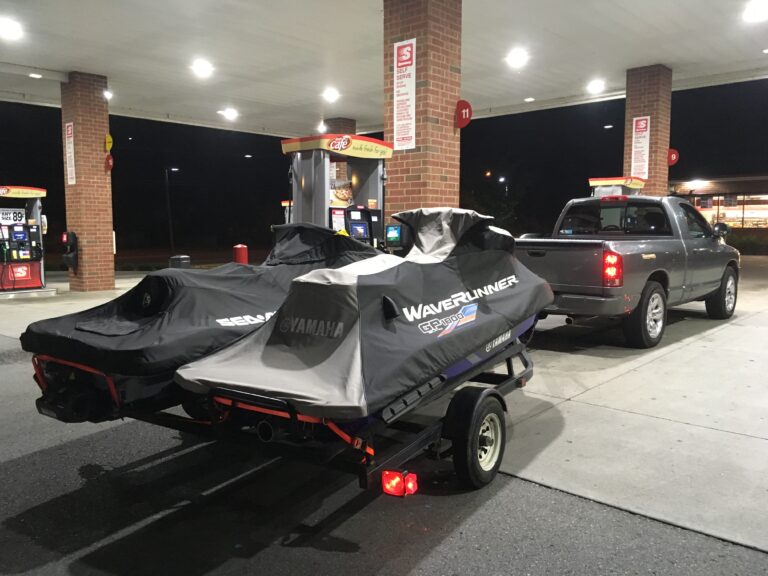 USCG Issues Warning Against Filling Boats with E15 Fuel