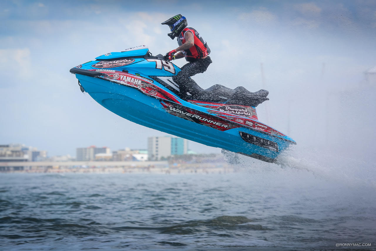 Dustin Farthing Takes Top Honors at 2022 P1 AquaX Daytona Beach Grand Prix The Watercraft