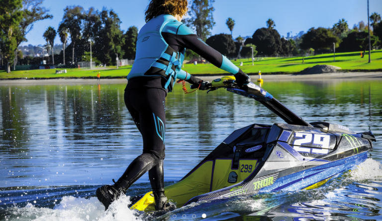 Need Help Locating a Slippery Wetsuits Dealer? Here’s How to Find One